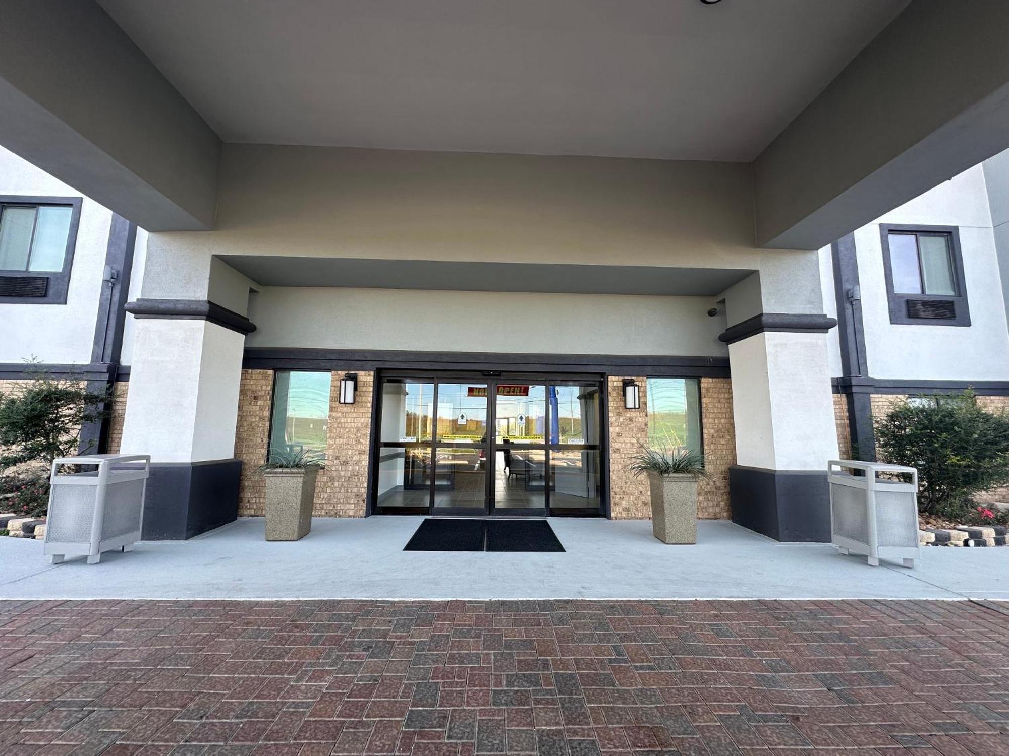 Best Western Plus Schulenburg Inn & Suites 외부 사진
